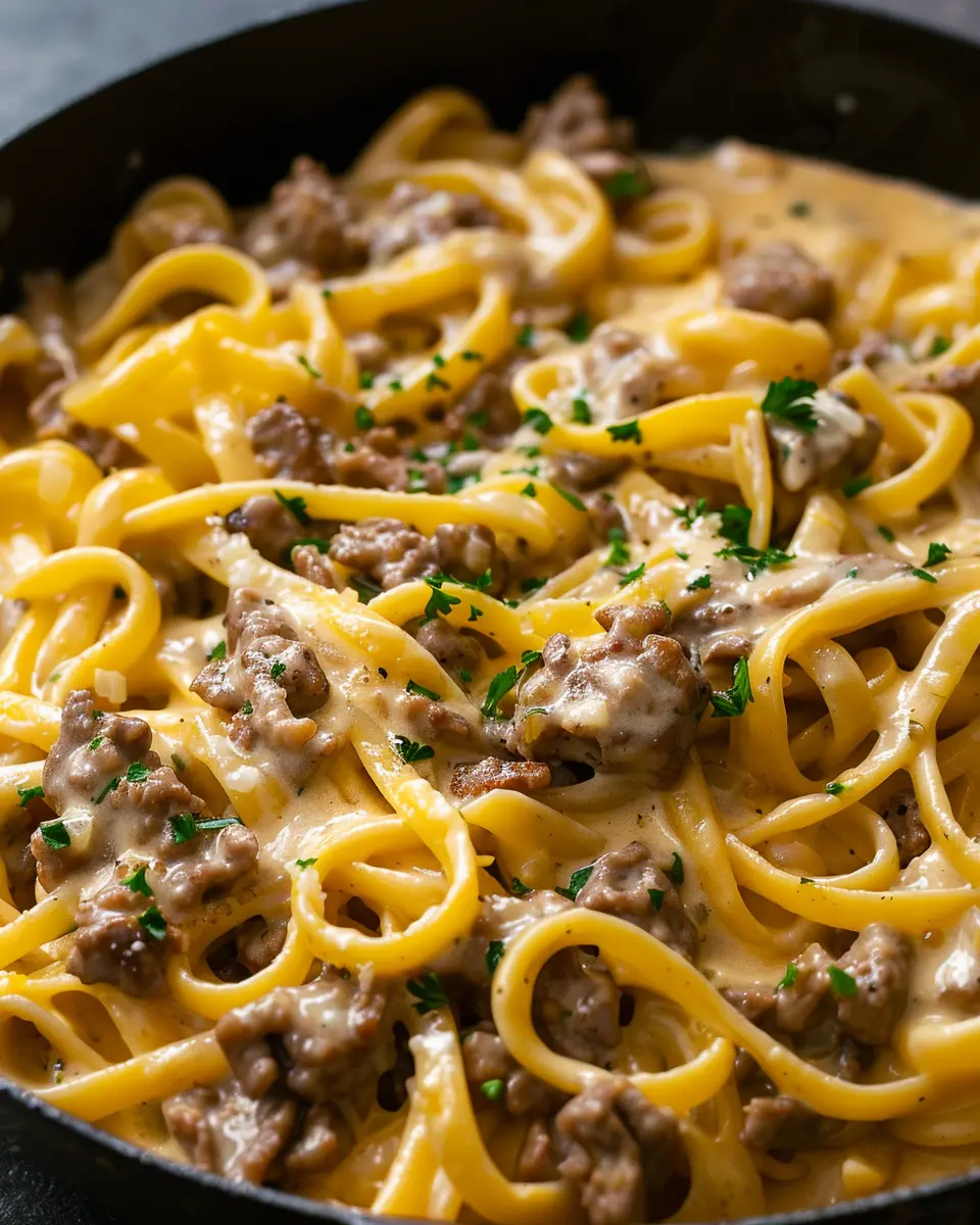 One-Pot Creamy Beef and Garlic Butter Pasta Recipe Made Easy